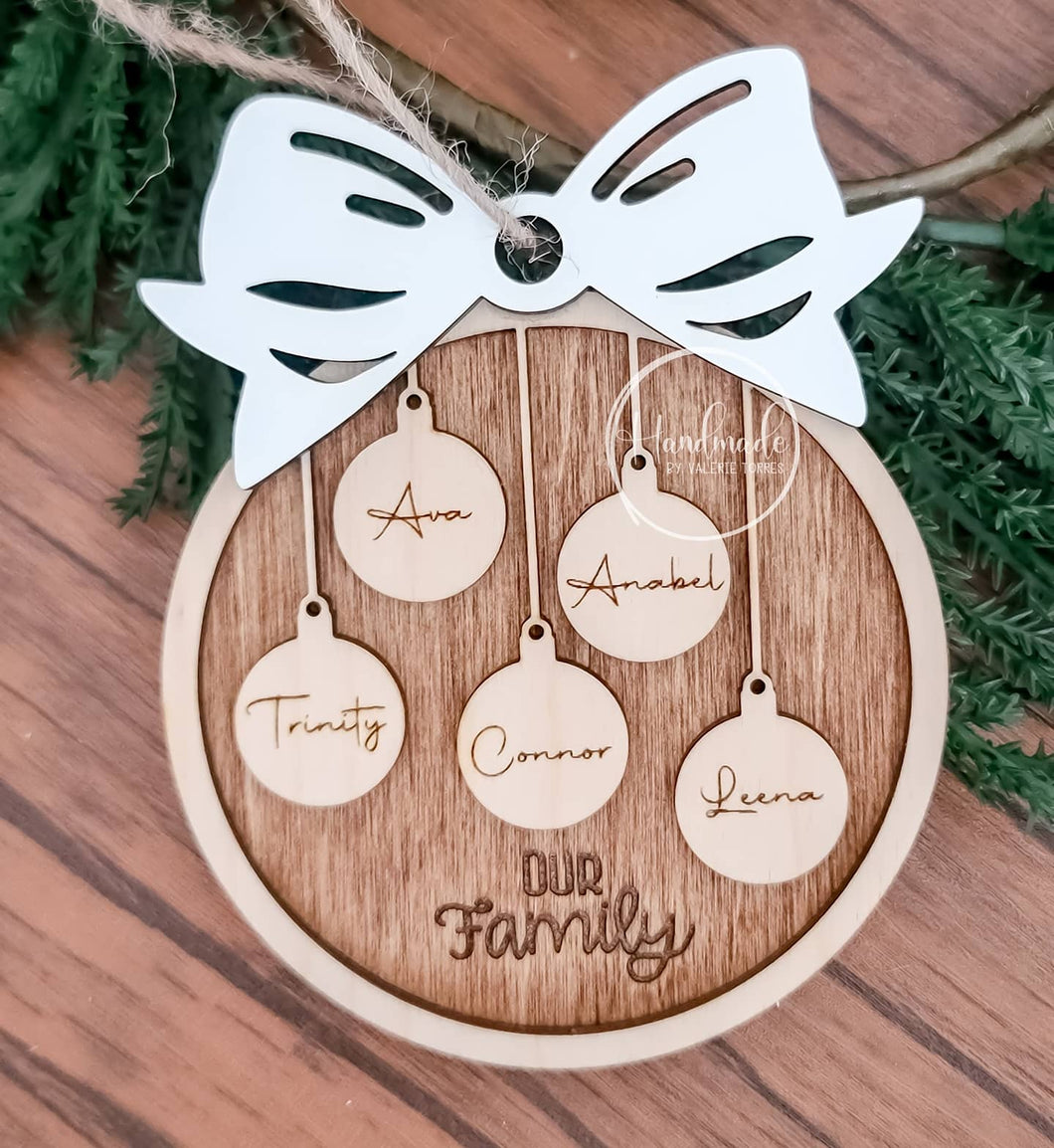 Personalized family ornament