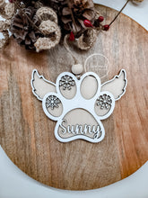 Load image into Gallery viewer, Personalized Paw Ornament
